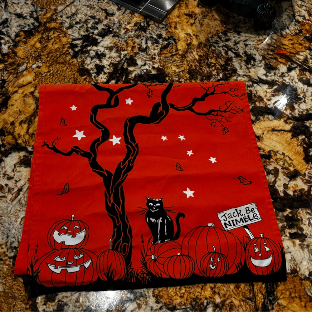 Pottery Barn Kids Halloween Table Runner - 
17x70 New - Picture 2 of 5